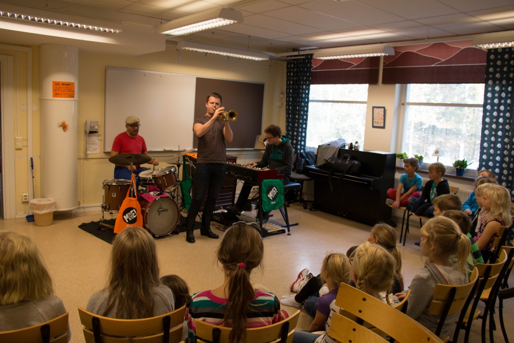 2013-10-11 Köpmanholms skola, Yxlan